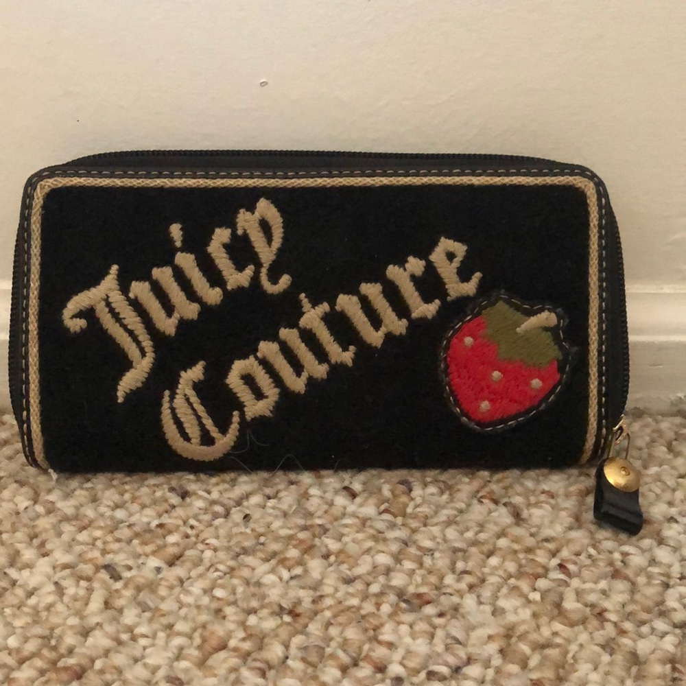 Juicy couture wallet